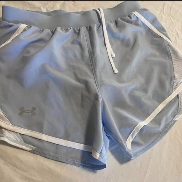 Women’s Size XS Light Blue Under Armour shorts with mesh lining - Picture 1 of 1